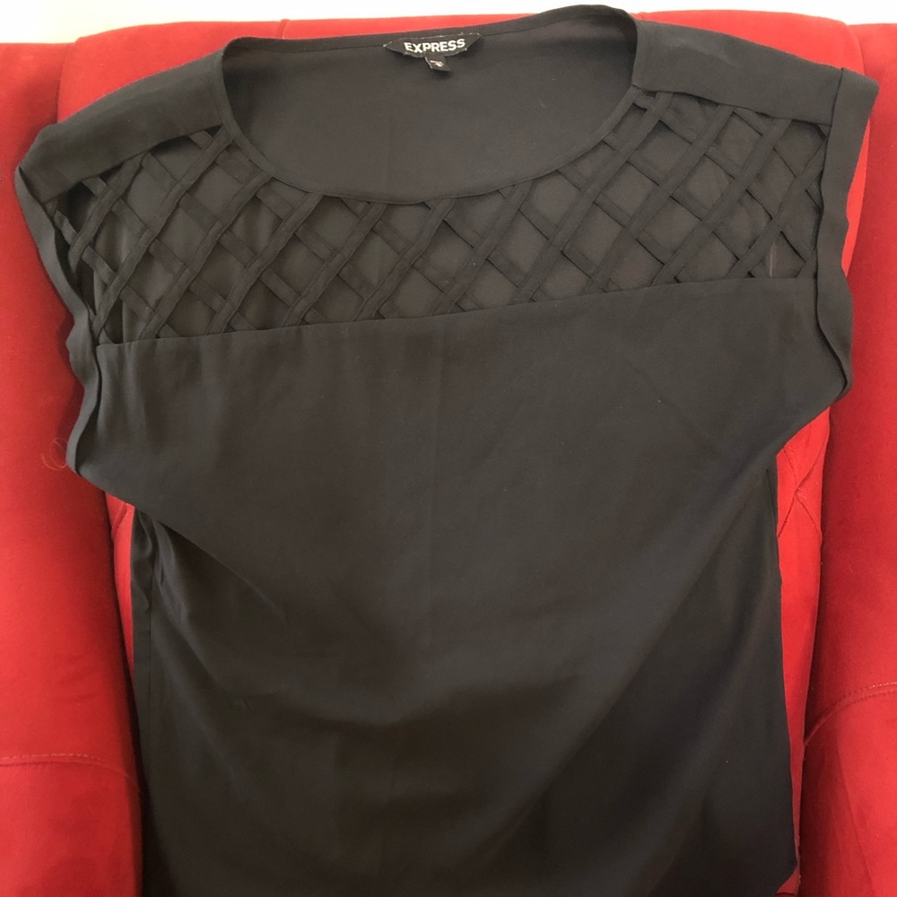 Short sleeve express top